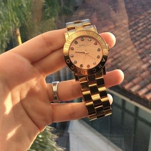 GOLD MARC JACOBS WATCH 💜
